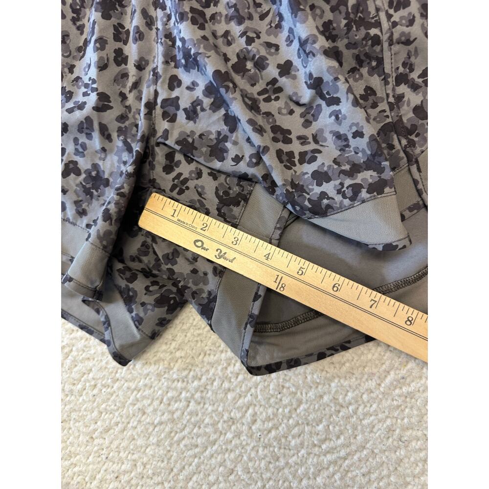 Athleta Womens Printed Mesh Racer Run Shorts Medium - Picture 5 of 9